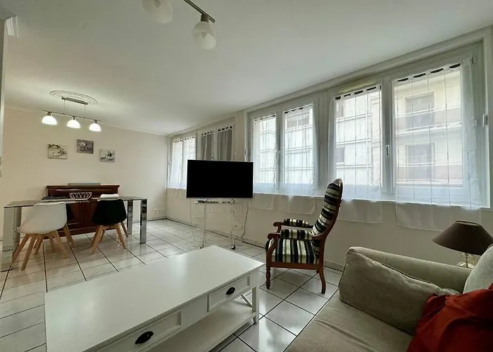 F3 Plein Coeur Centre Fd Avec Parking Montrognon * Клермон-Ферран